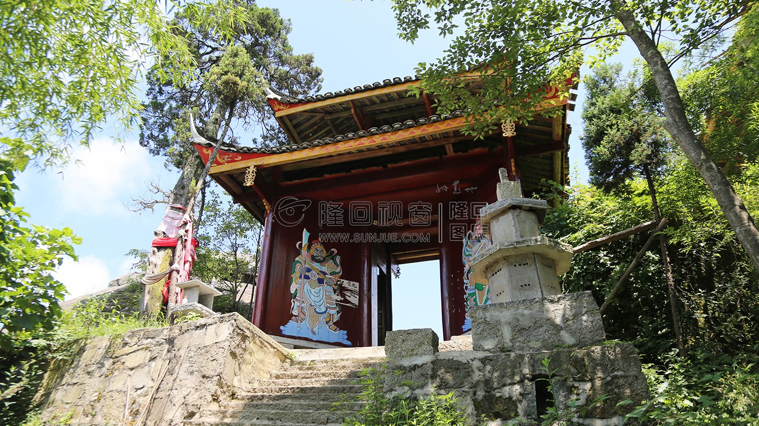 正大门-香炉山寺