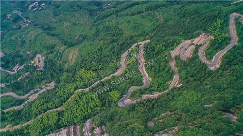 白水洞36拐公路