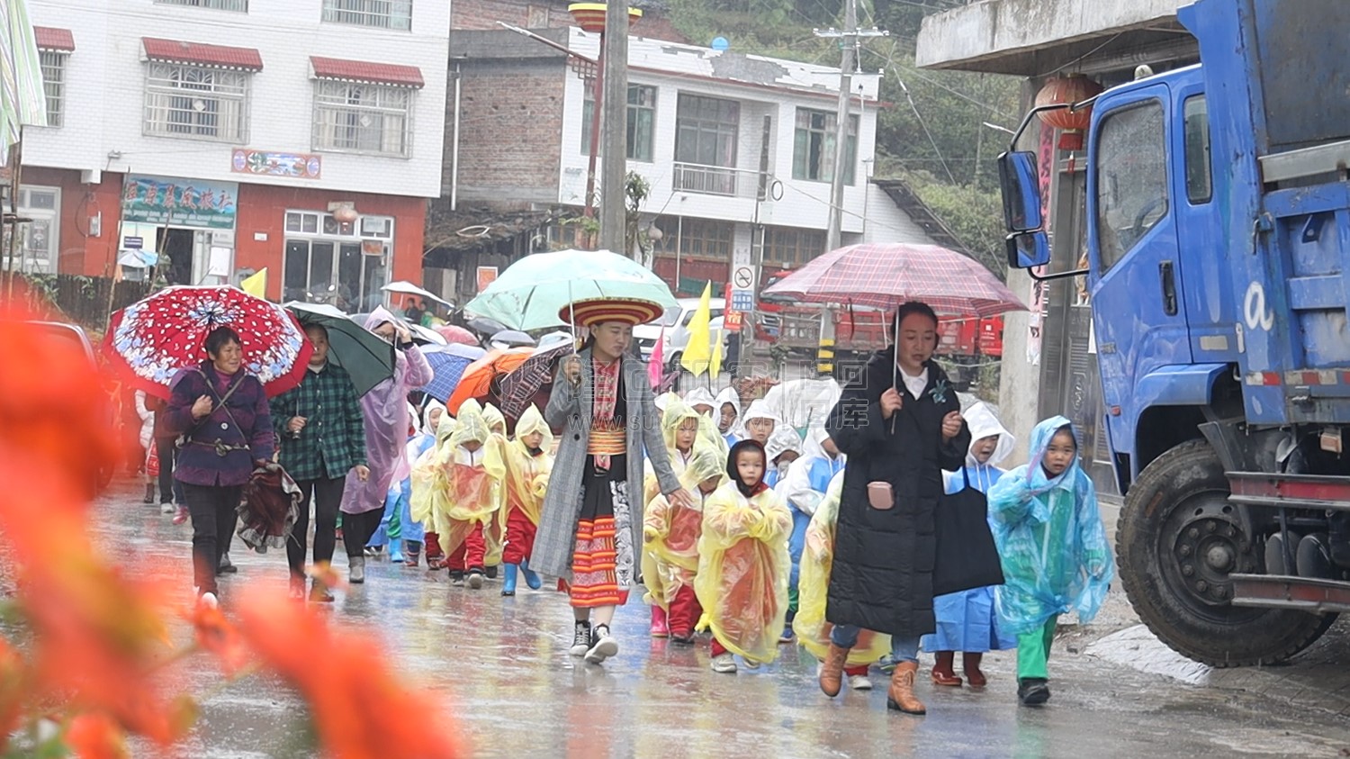 开开心心走向新校园