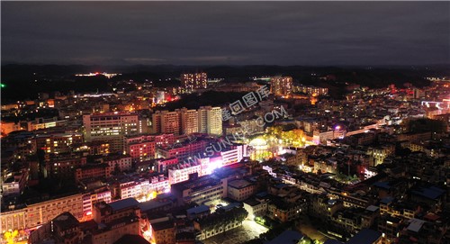 隆回老城区的夜景