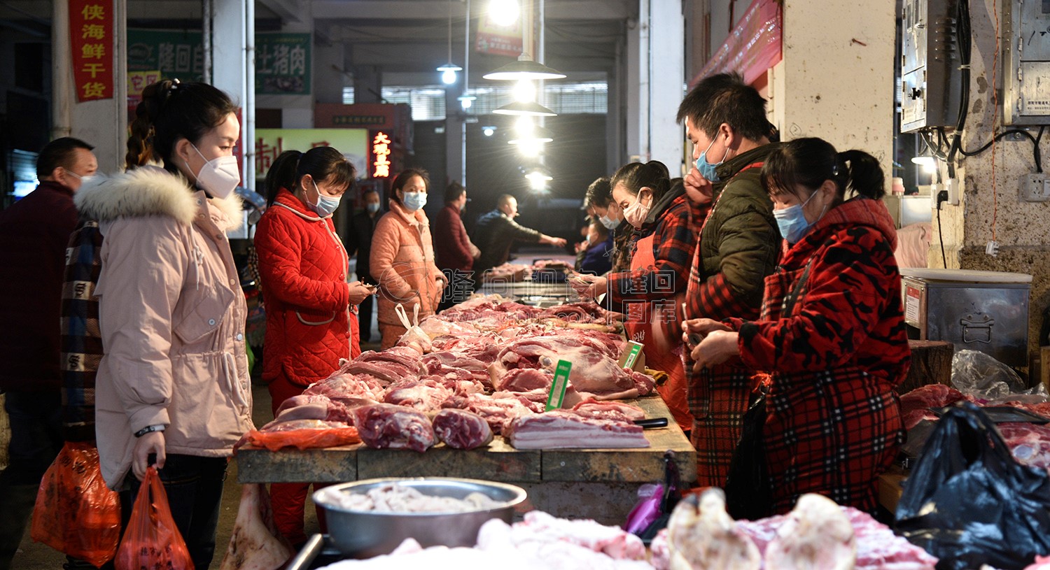 菜市场里的人间烟火