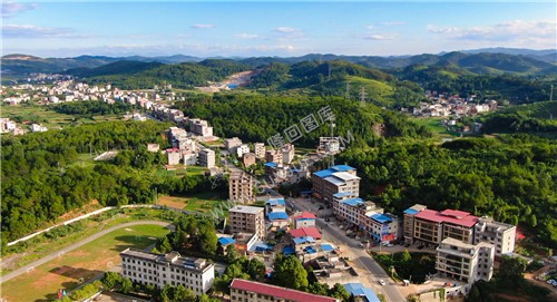 三阁司中学 街上