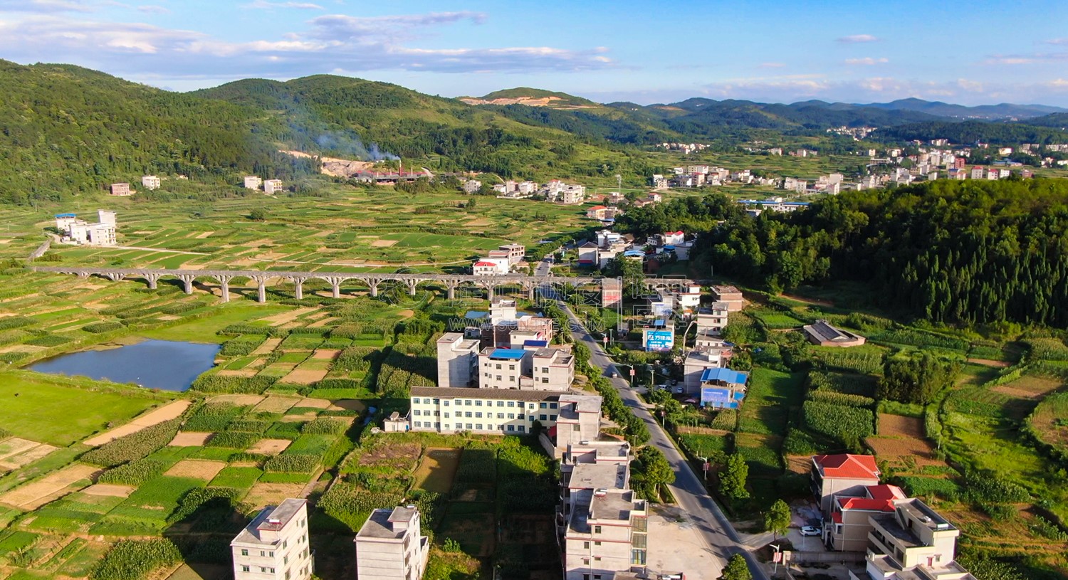 西坪村，隔壁为武冈双牌镇