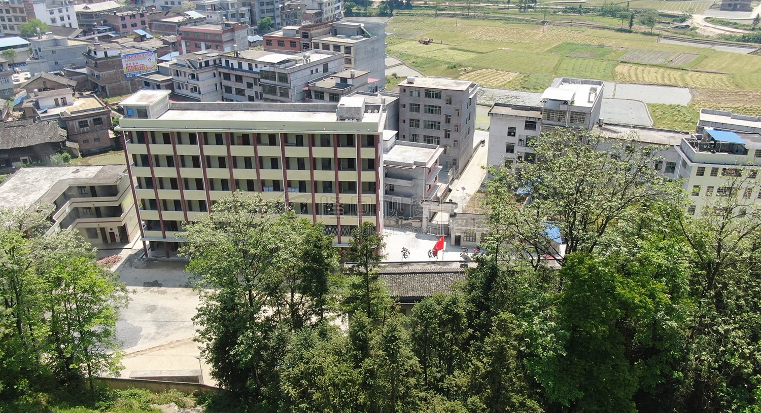 学校全景