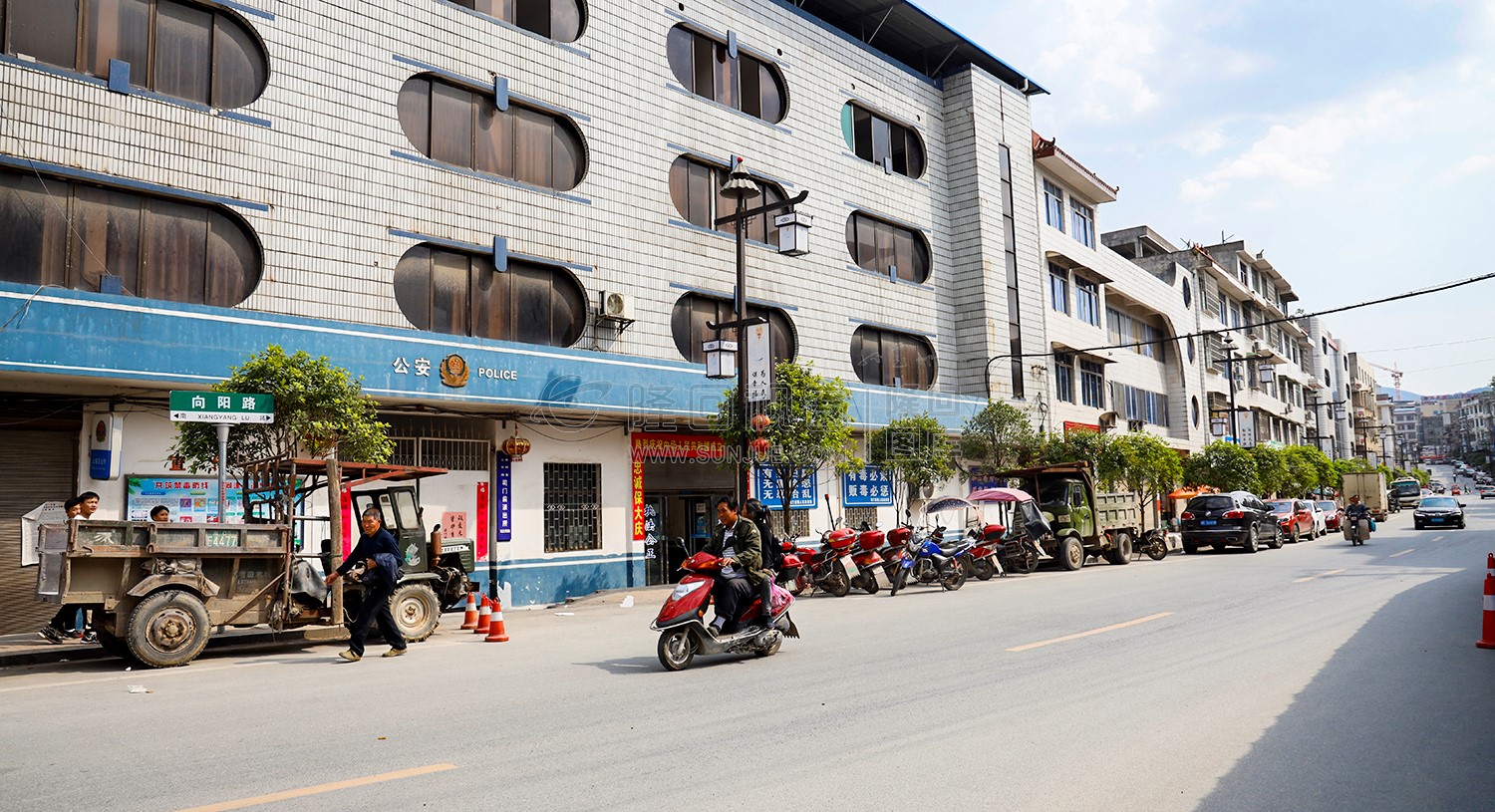 司门前派出所前街道