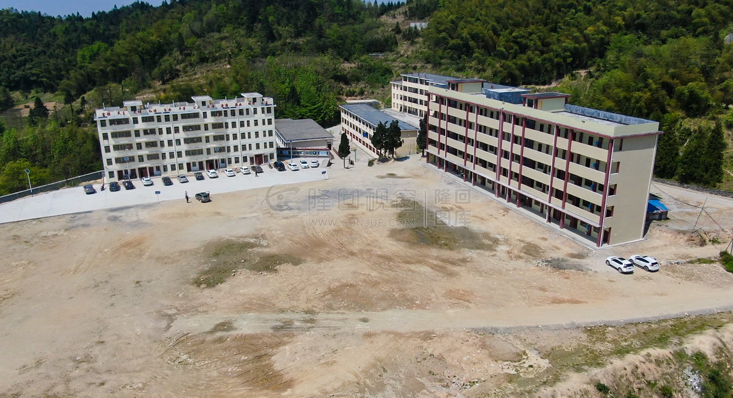 学校全景