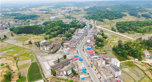 右前方30国道过境线出入口