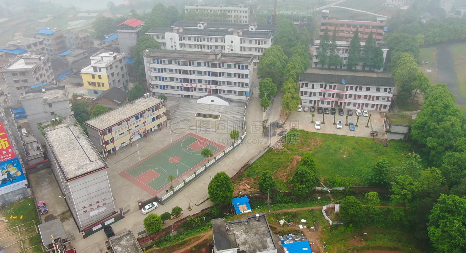 学校全景
