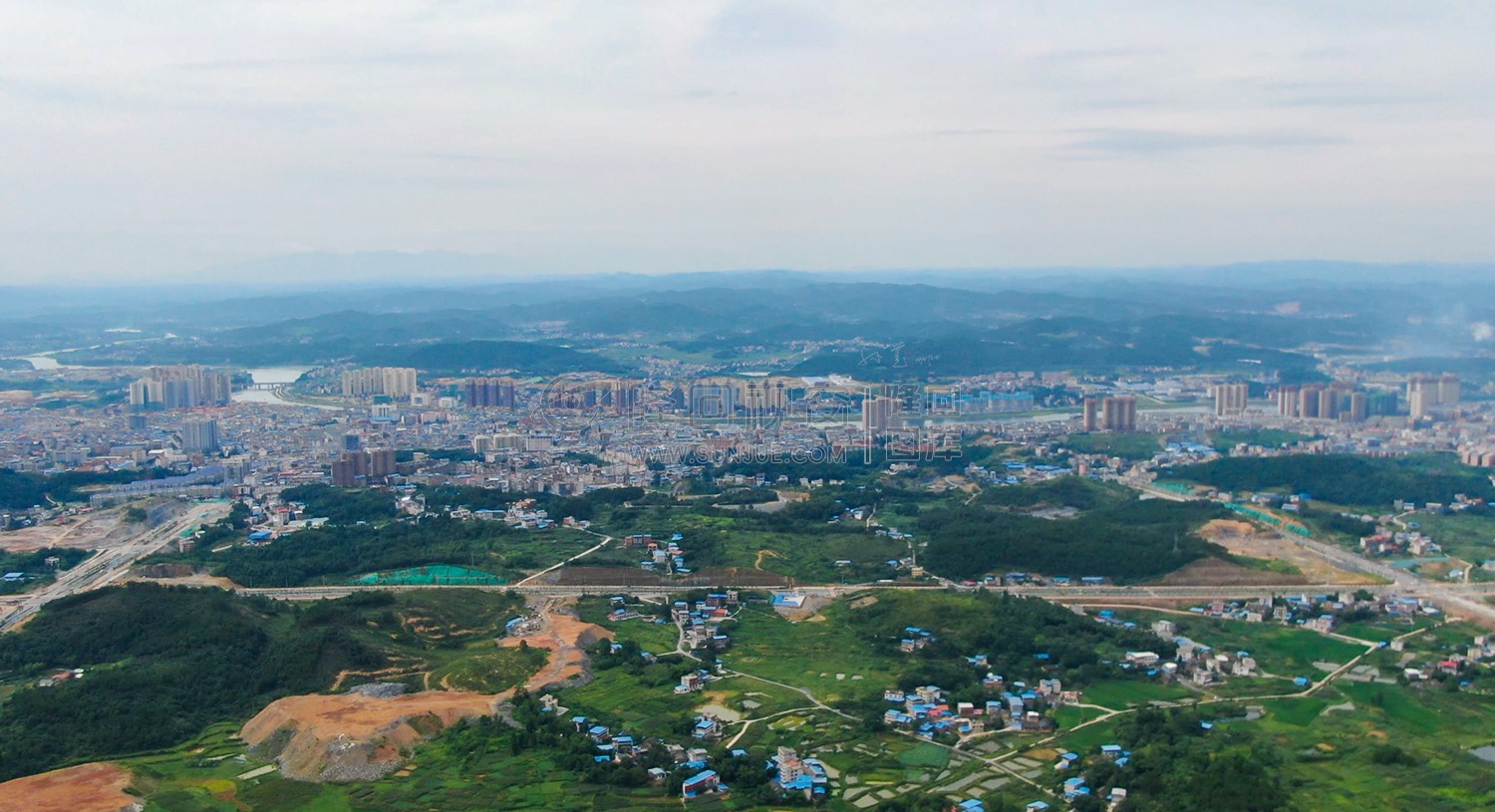 恒祥学校建设中