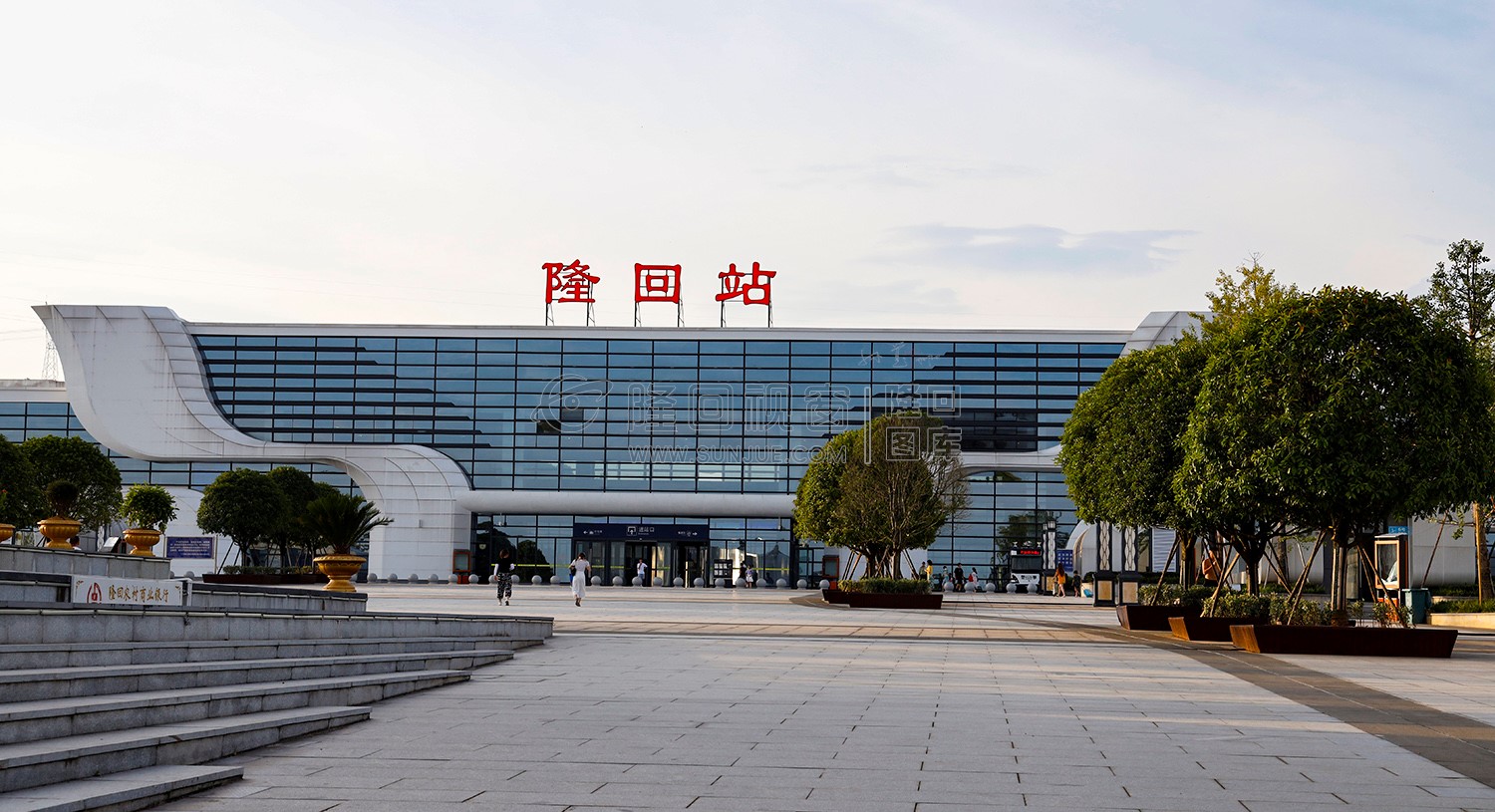 高铁站候车大厅