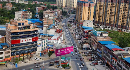 花门路与花六公路路口