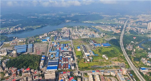 赧水河畔的公园园区