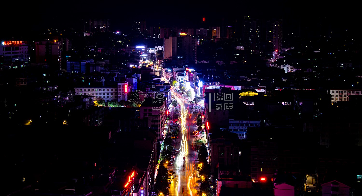 神龙宾馆红绿灯