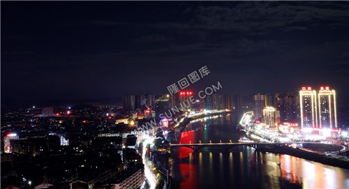 隆回大桥与巴黎新城