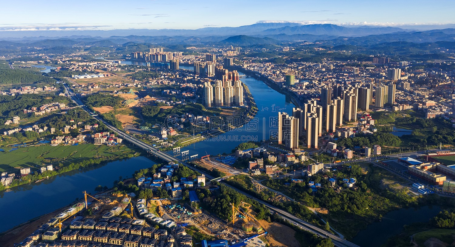 隆回县城清晨风光