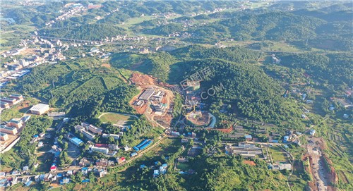 隆回职中/看守所方向