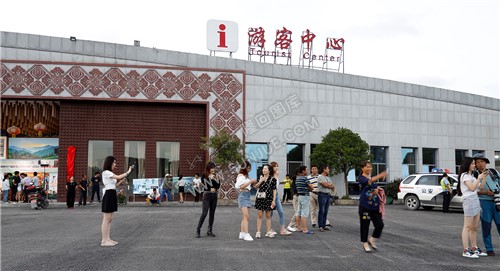 隆回花瑶直播带货活动，决战决胜·网约花瑶