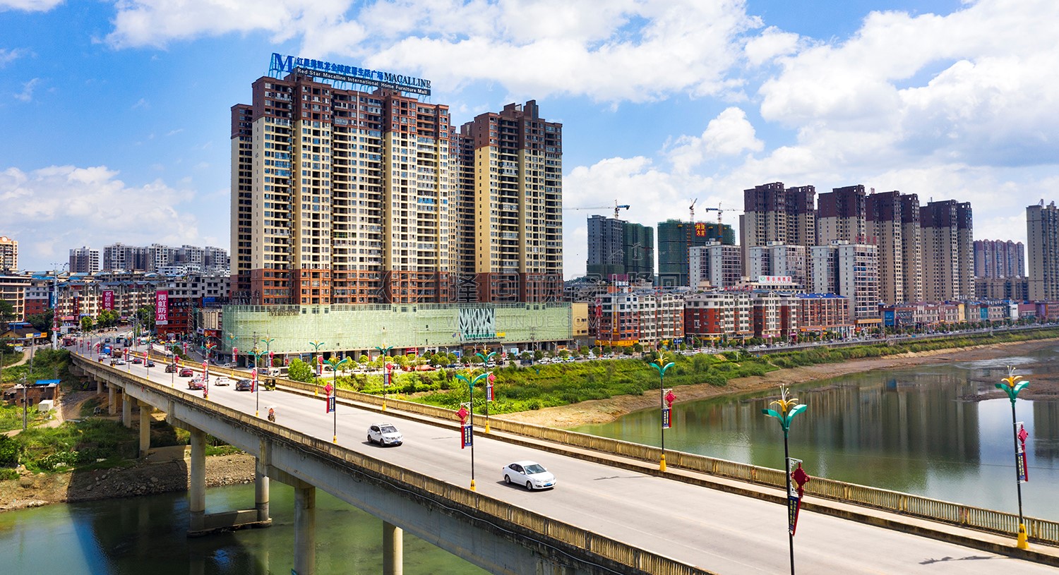 隆回二桥，蓝天白云漂亮极了