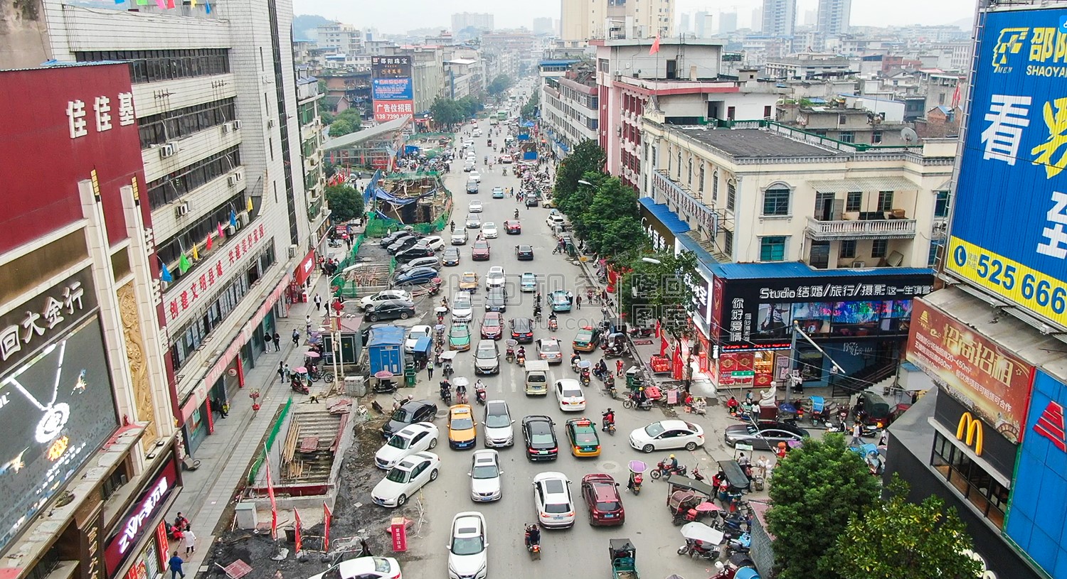 步行街路口路段