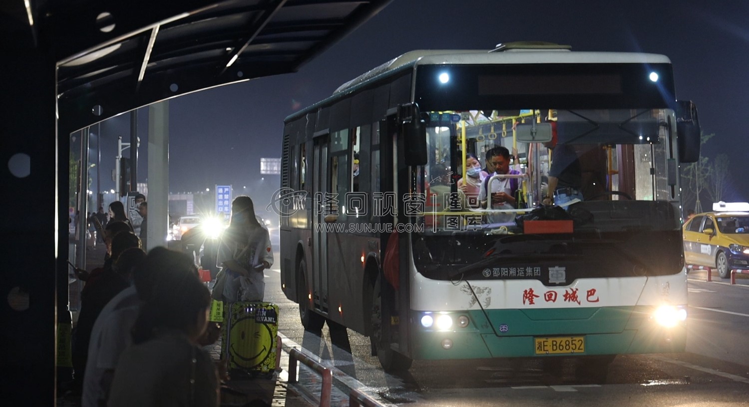 隆回县夜景交通随拍