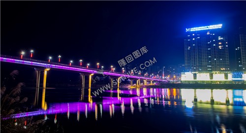 流光溢彩的二桥