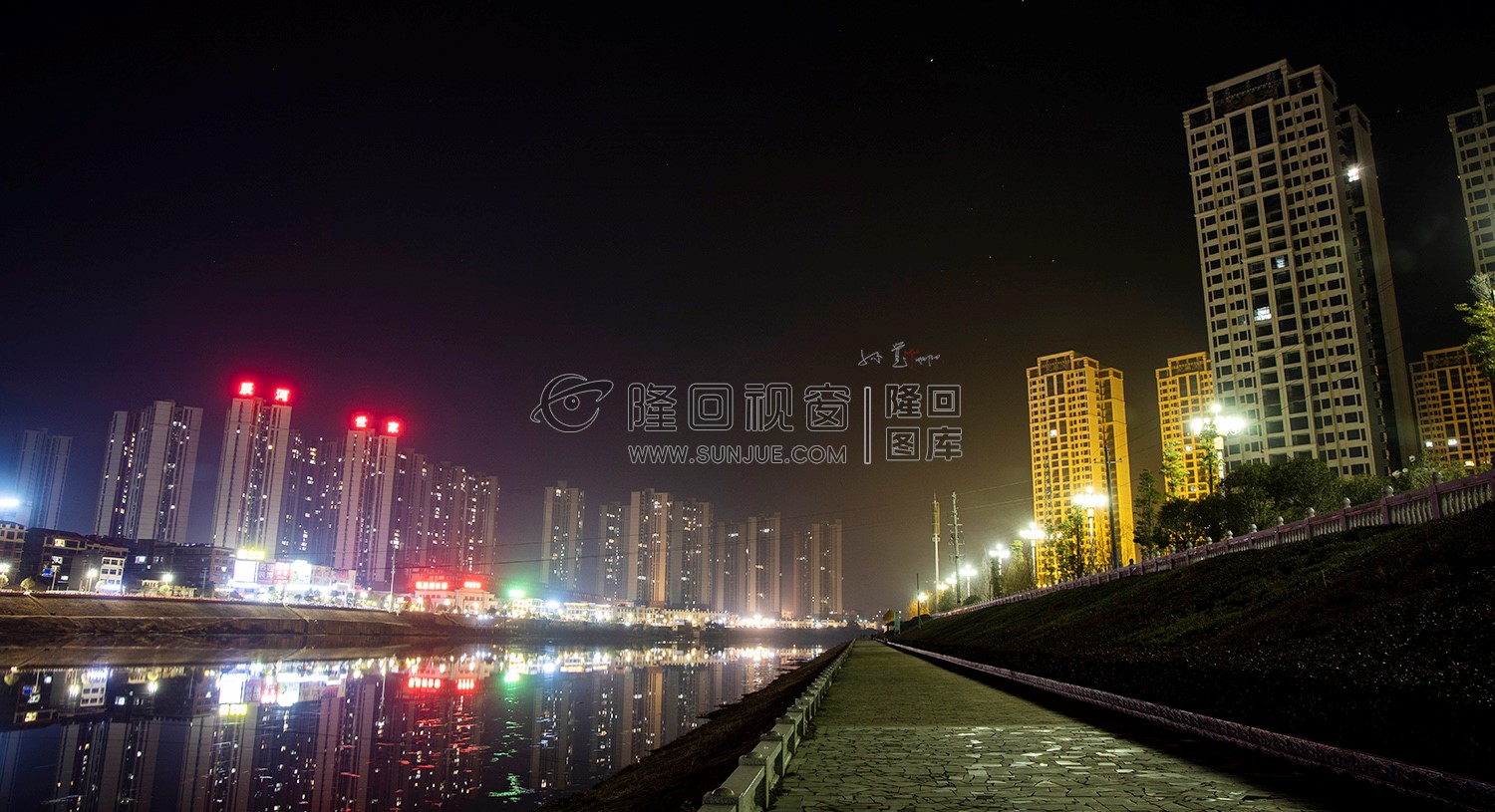 隆回赧水河畔夜景