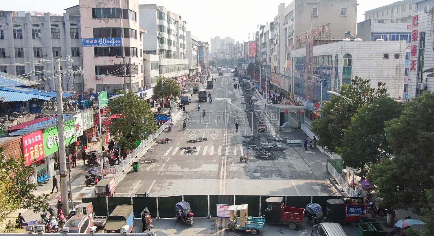 隆回桃洪中路封路施工