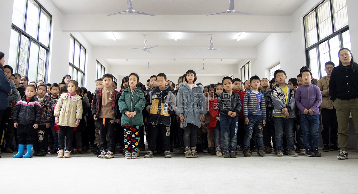 参加活动的的学生们