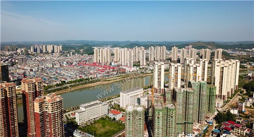 隆回法院方向看辰河世家