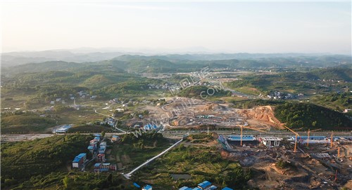 乾道、学校施工工地