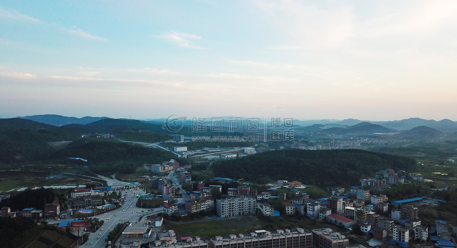 高速收费站三阁司方向