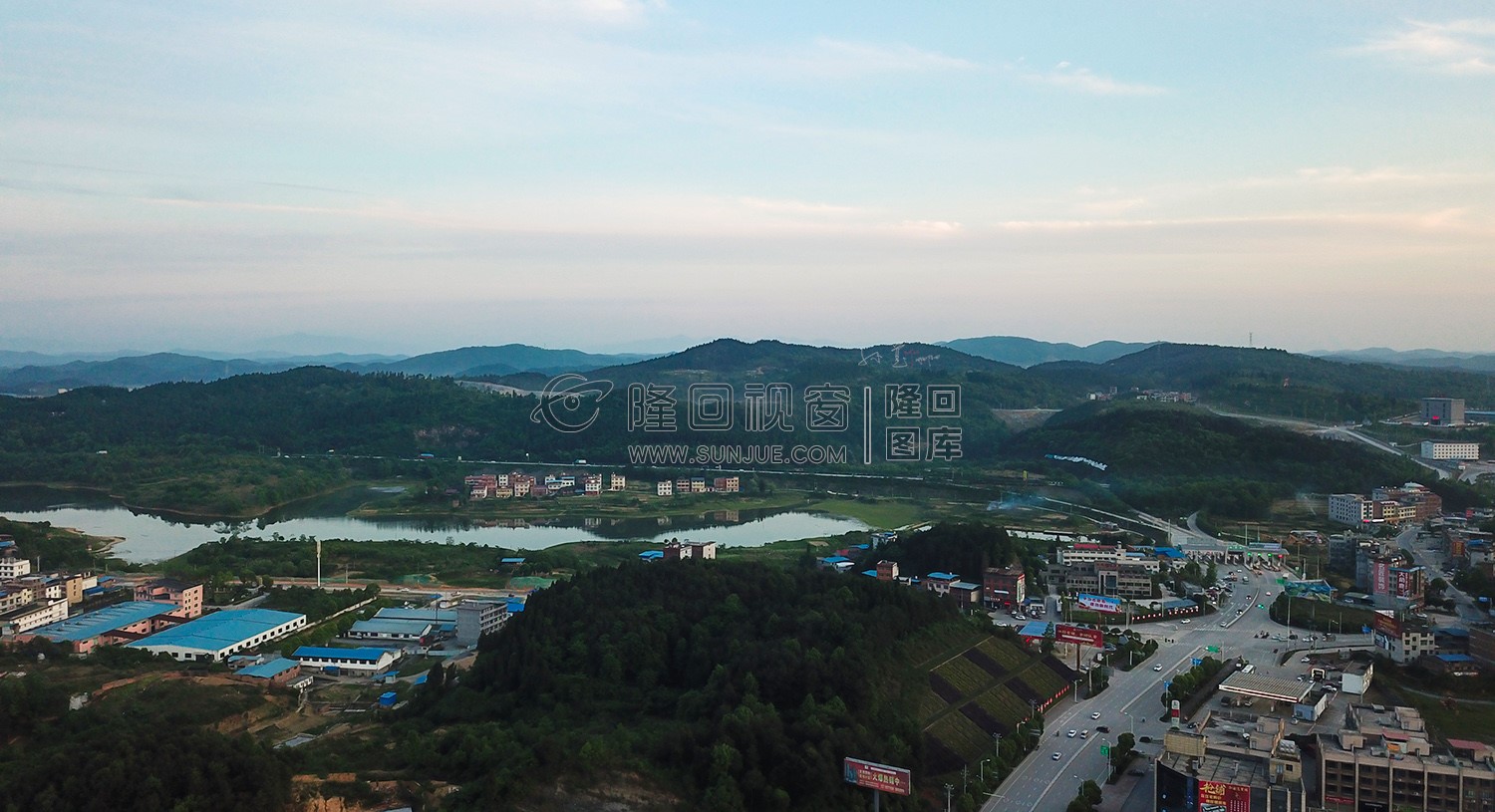 三八水库高速收费站