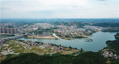 下游阅江府工业园方向