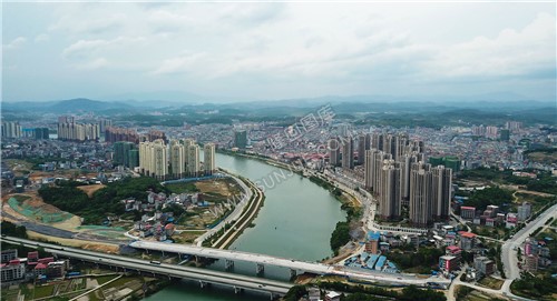 上游城南江语城方向