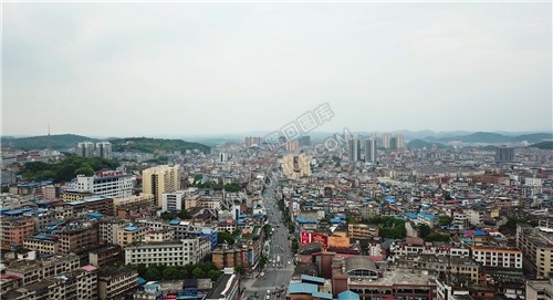 县城中心桃洪中路