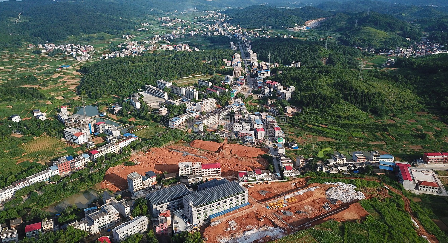 农贸市场与智丰产业园