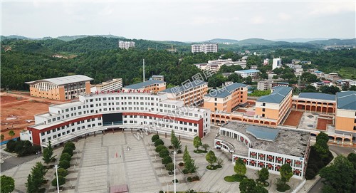 隆回职中新老校区