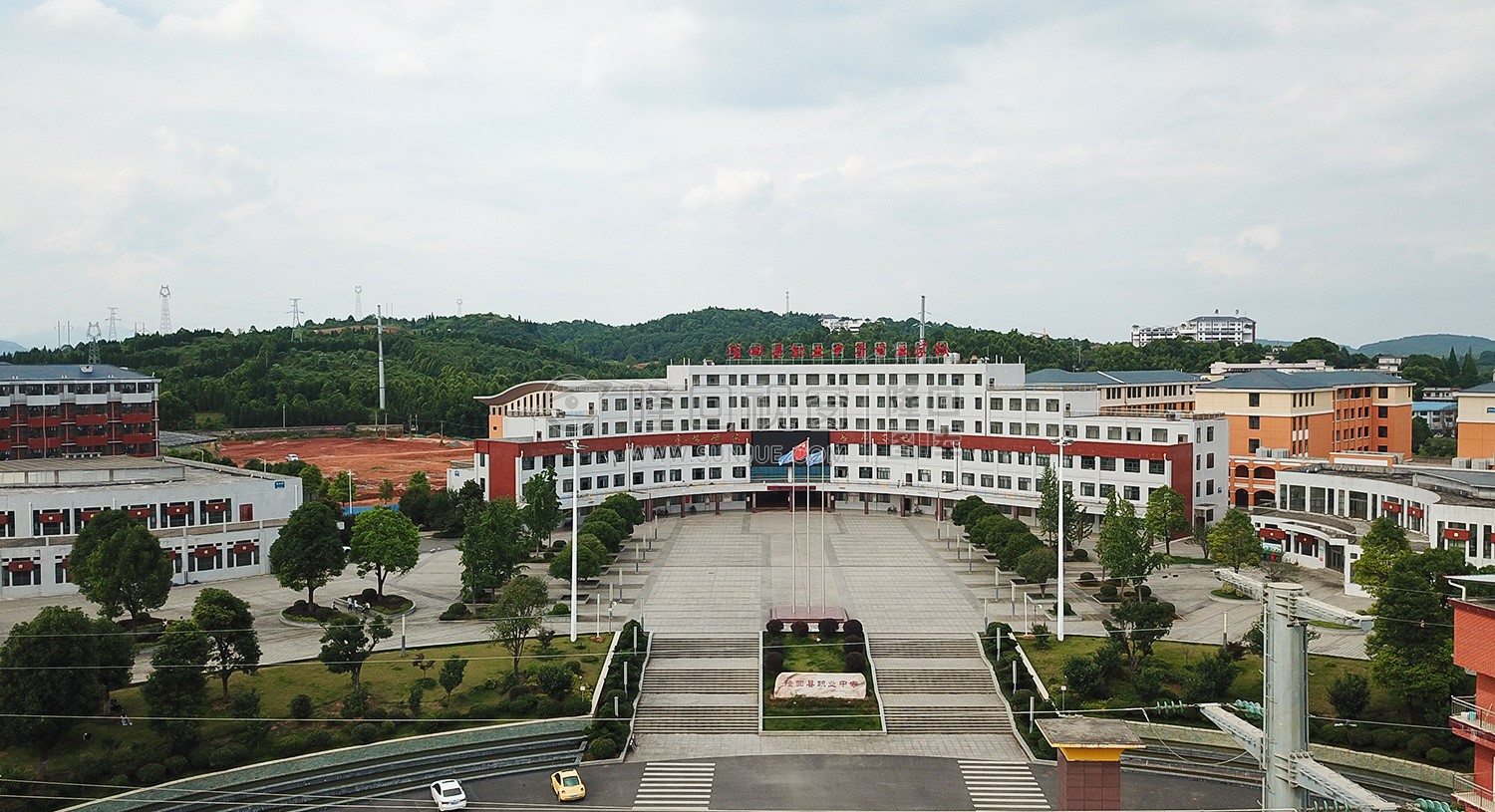 学校大门