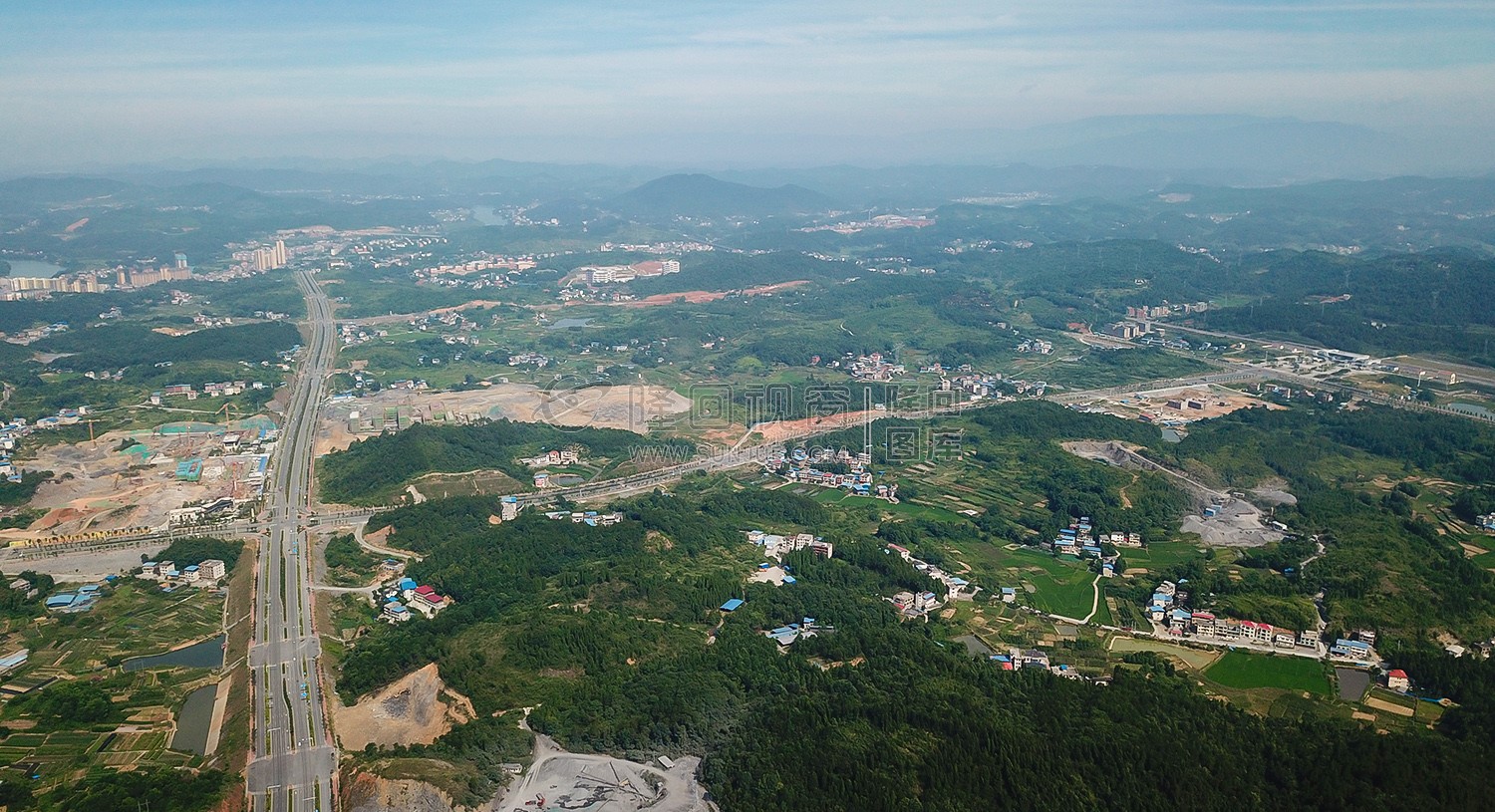 隆回大道 隆回高铁站方向