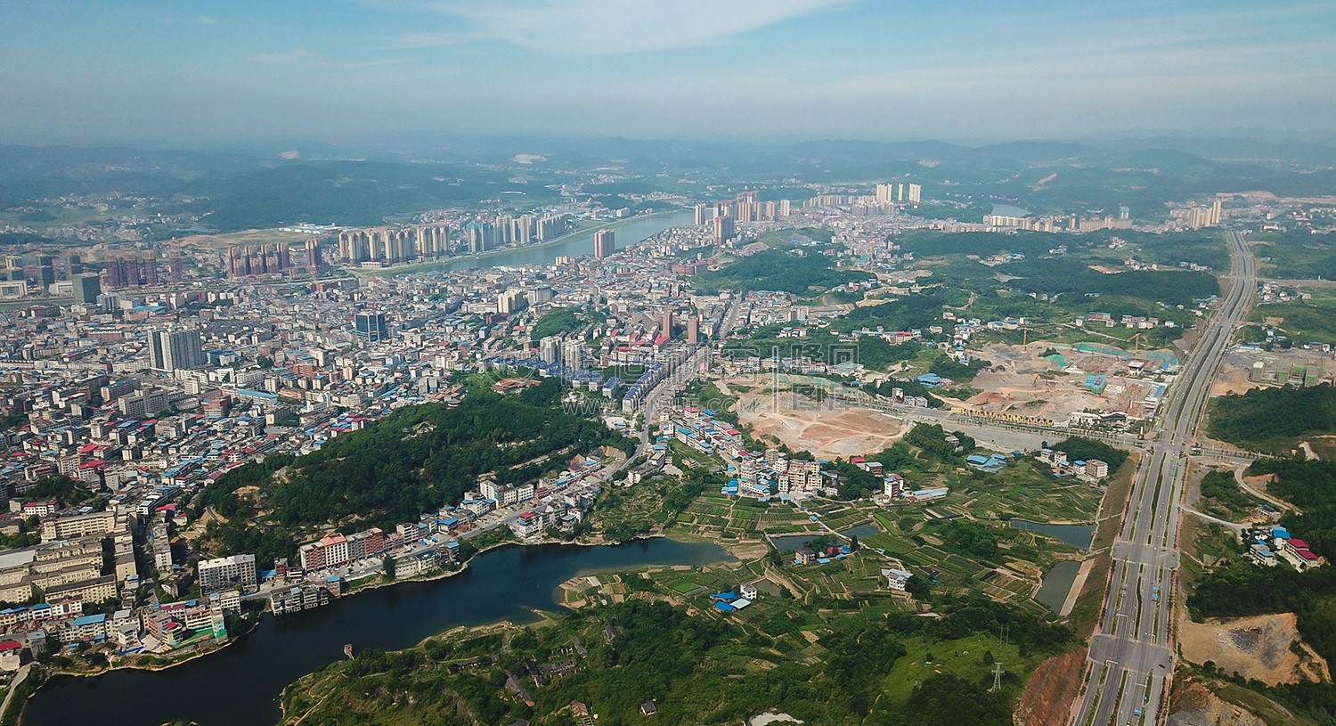 魏源公园 魏源大道 隆回大道方向