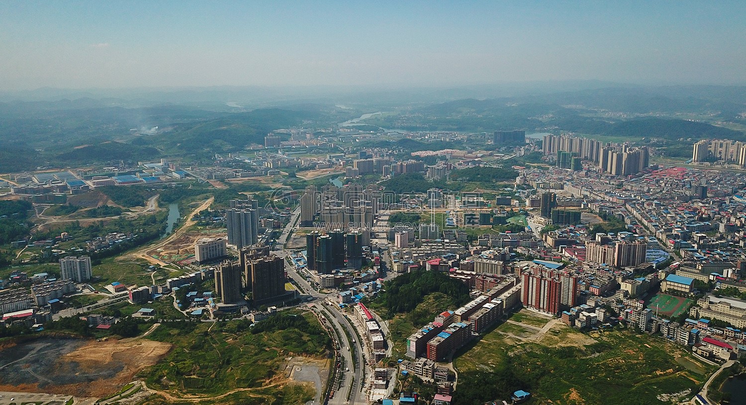 隆回公安局 东城一号方向