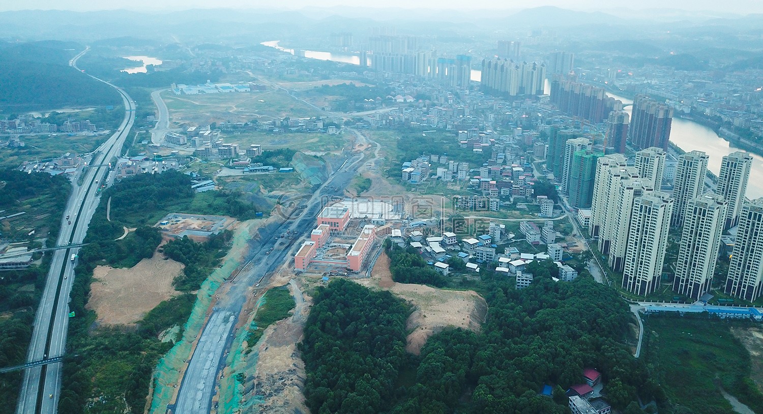隆回城南区域芙蓉学校