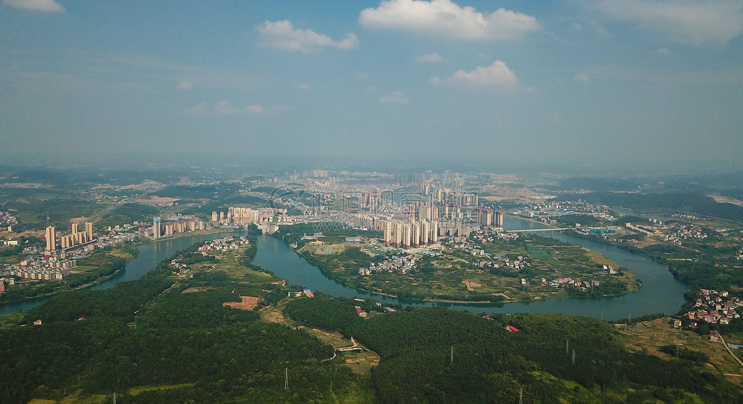 隆回县城全景