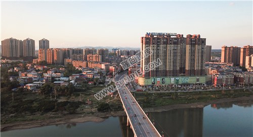 红星美凯龙桥头