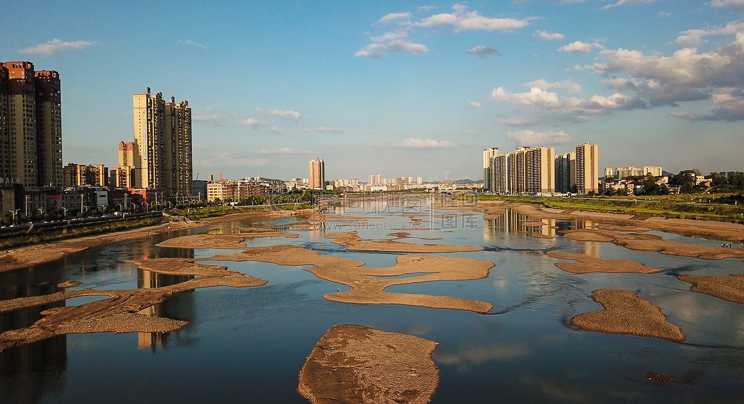 隆回赧水河岸照片