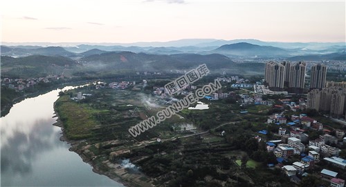 隆回二桥北岸风光