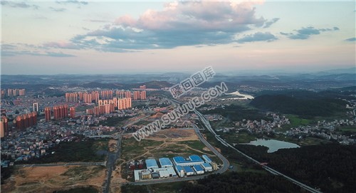 紫阳巴黎新城后