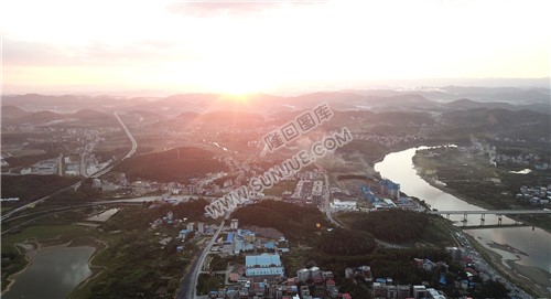 三阁司镇资江村方向