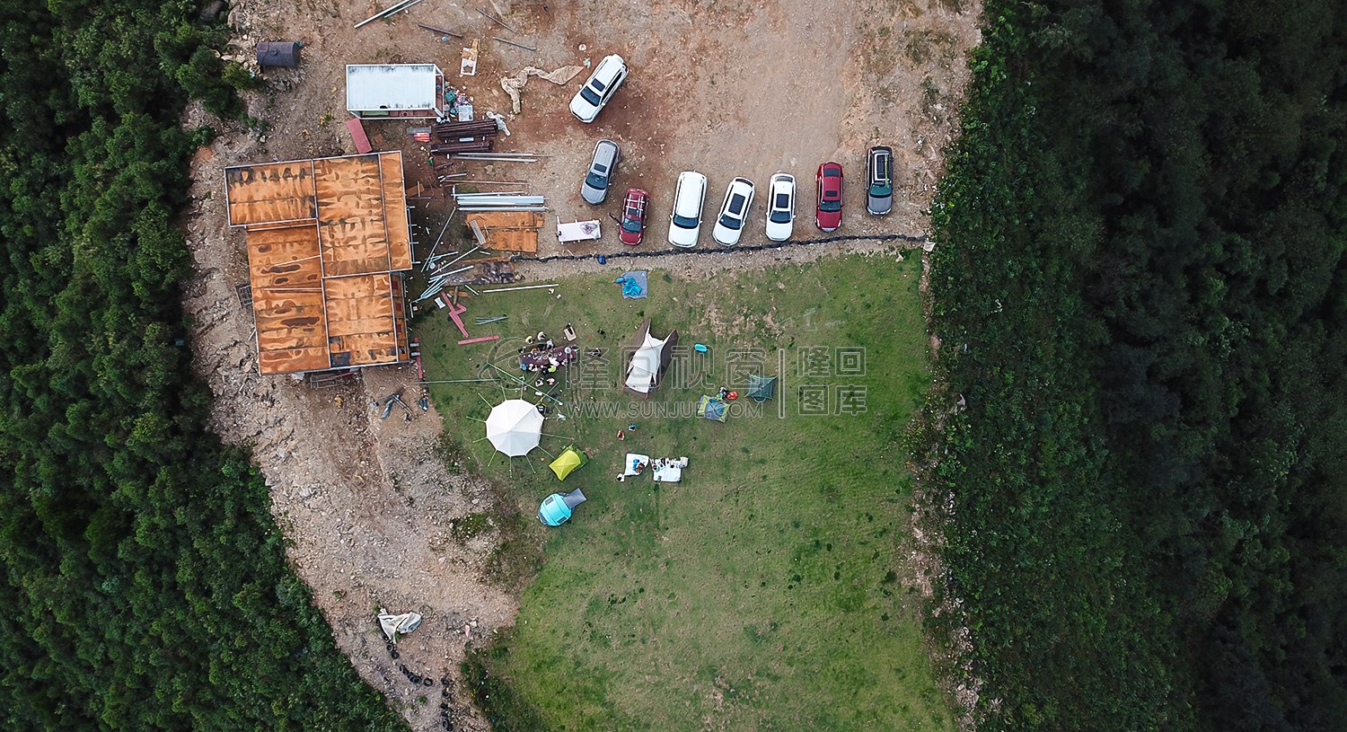 航拍滑翔伞基地