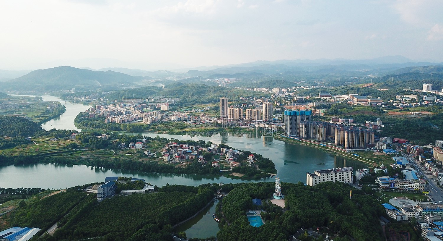 洲尾头宝岛隆回二中方向